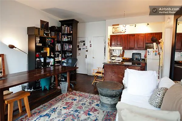 Rented by R New York | media 42