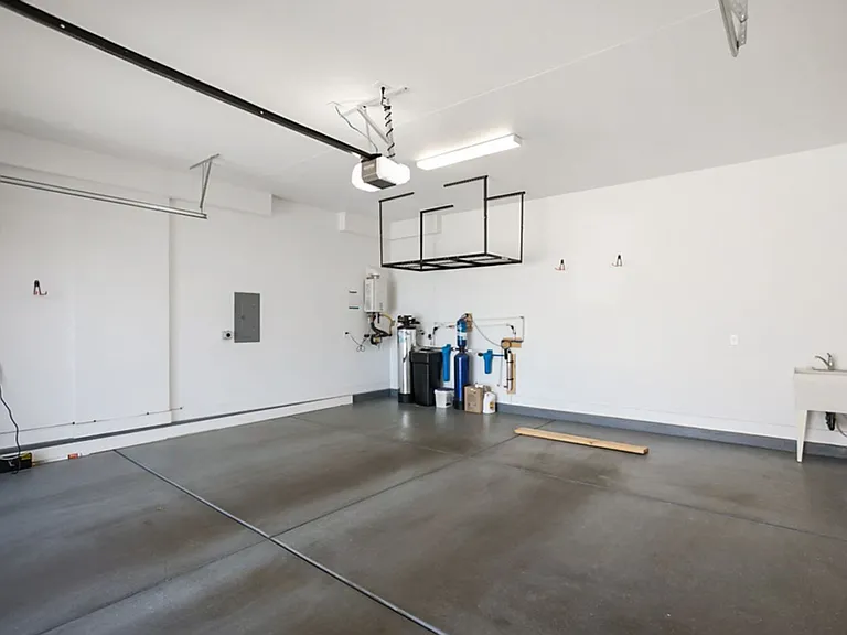 3071 Conservation Ct — Photo 56