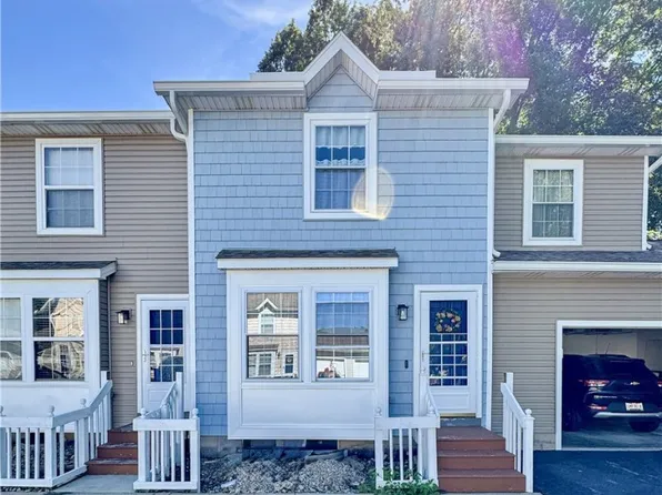 3248D Woodland Trl, Cortland, OH 44410