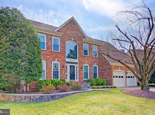 3055 Jeannie Anna Ct, Herndon, VA 20171
