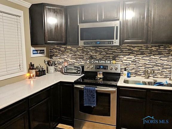 3rd image of 4213 Northshire Dr