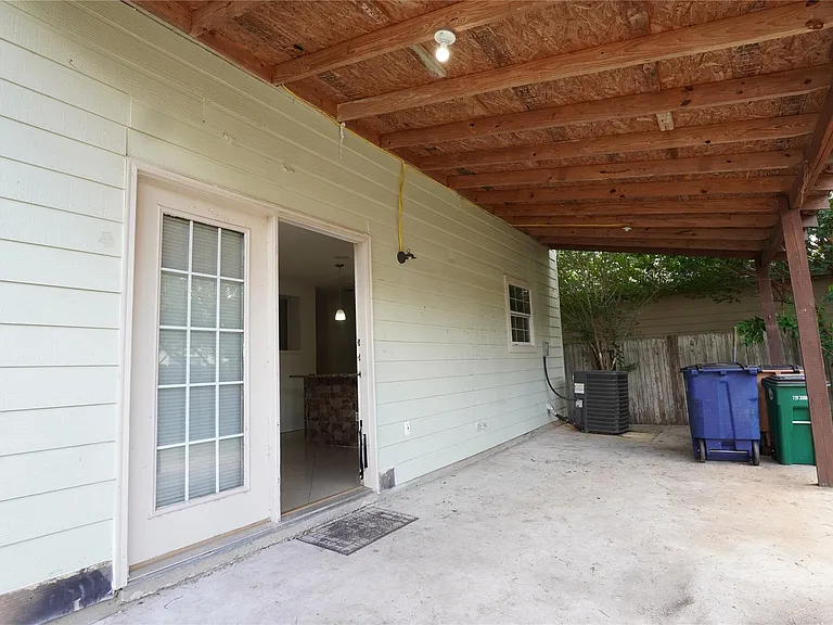 5600 War Admiral Dr — Photo 35