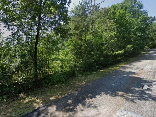 803 Trailwinds Dr, Westminster, SC 29693