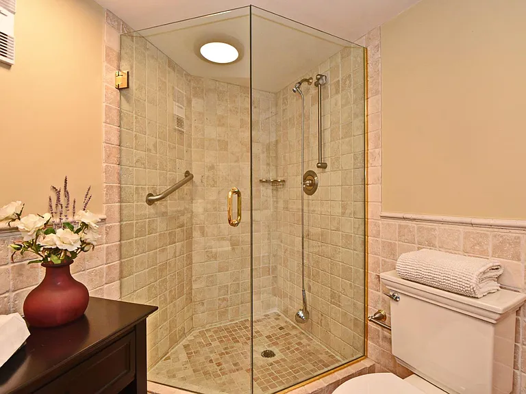 400 E Colonial Dr #409 — Photo 25