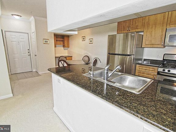 3rd image of 12104 Garden Grove Cir Unit 304