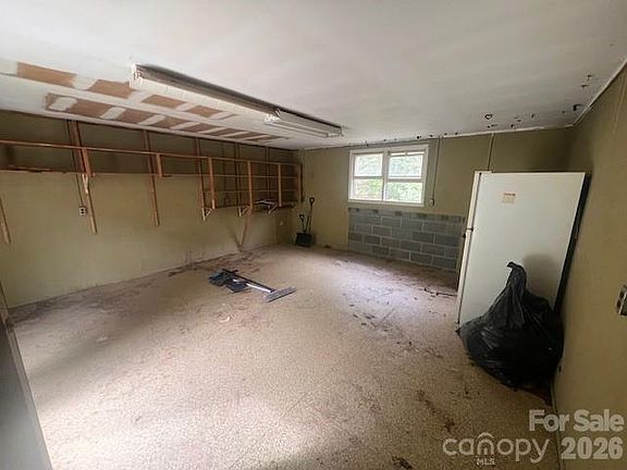 2nd image of 733 Clark Swift Rd