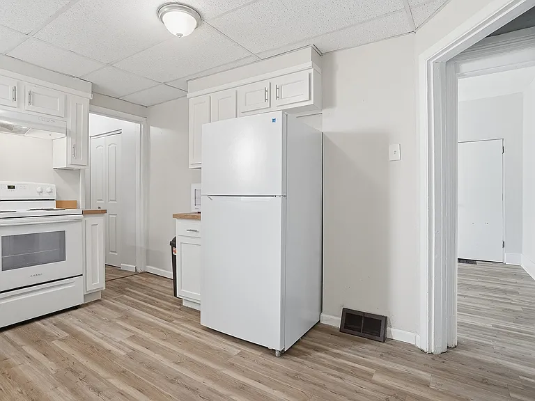 7122 Harrison Ave #1 — Photo 5