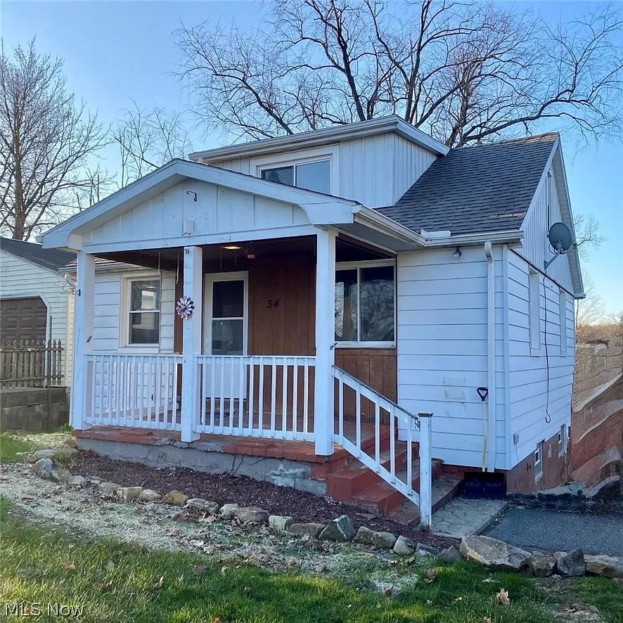 34 W Lewis St photo 1
