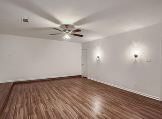 811 Canyon Bend Rd, Pflugerville, TX 78660