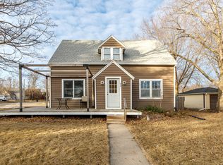 903 4th St, Story City, IA 50248