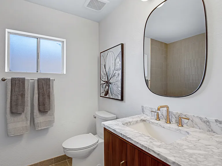 2514 N 60th Pl — Photo 27