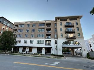 940 Maple Ave APT 306, Downers Grove, IL 60515