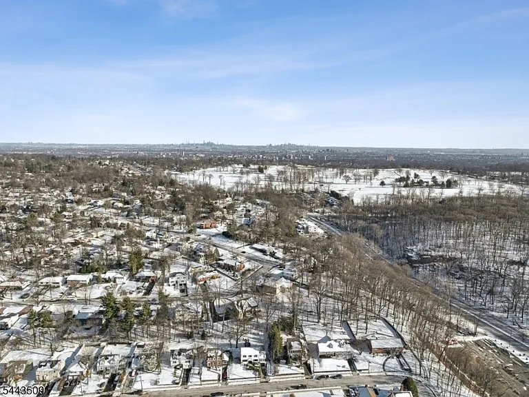 58 Ridgeway Ave — Photo 31