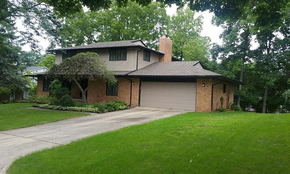 2nd image of 3521 Windemere Dr