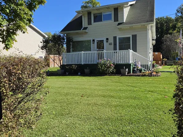 4631 Bristol St, Lansing, MI 48910