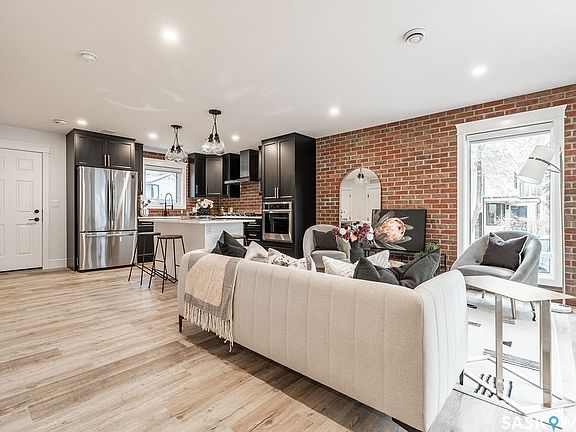 4th image of 1007 Osler Street