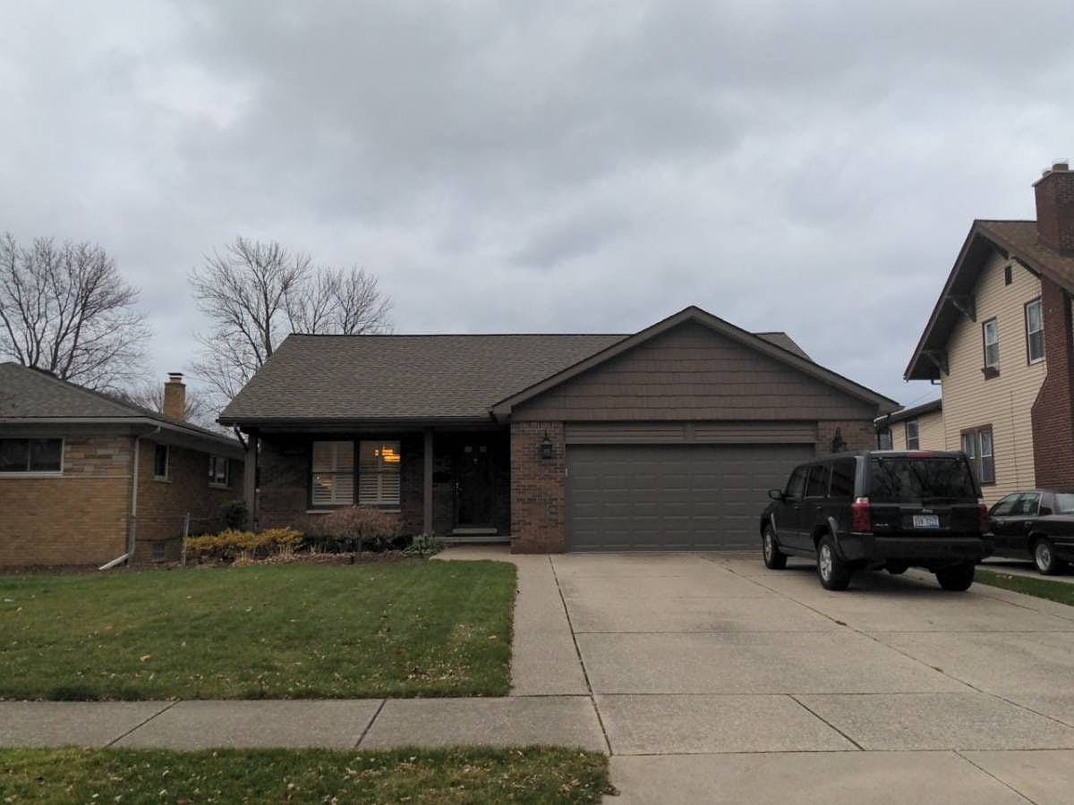 22222 Statler St, Saint Clair Shores, MI 48081 Zillow