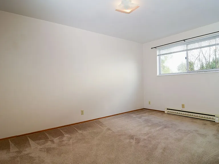 9244 Greenwood Ave N — Photo 23