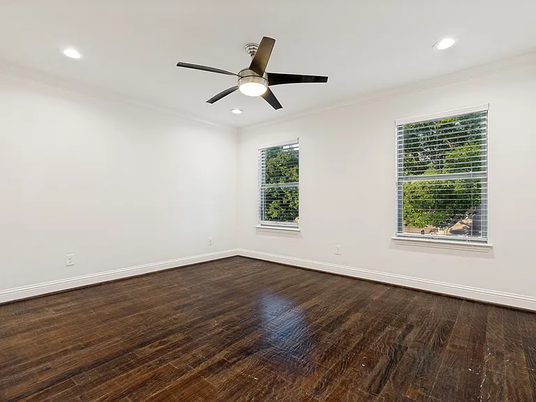 6900 Laramie Dr — Photo 15