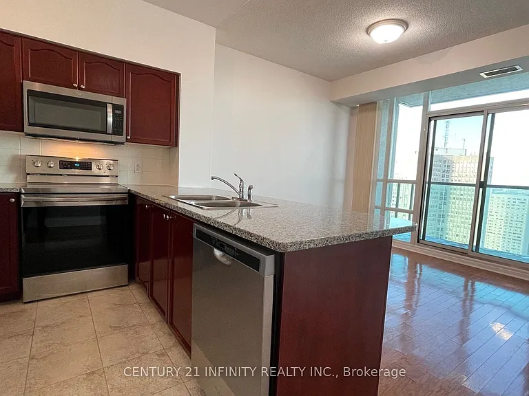 208 Enfield Pl #3002 — Photo 7