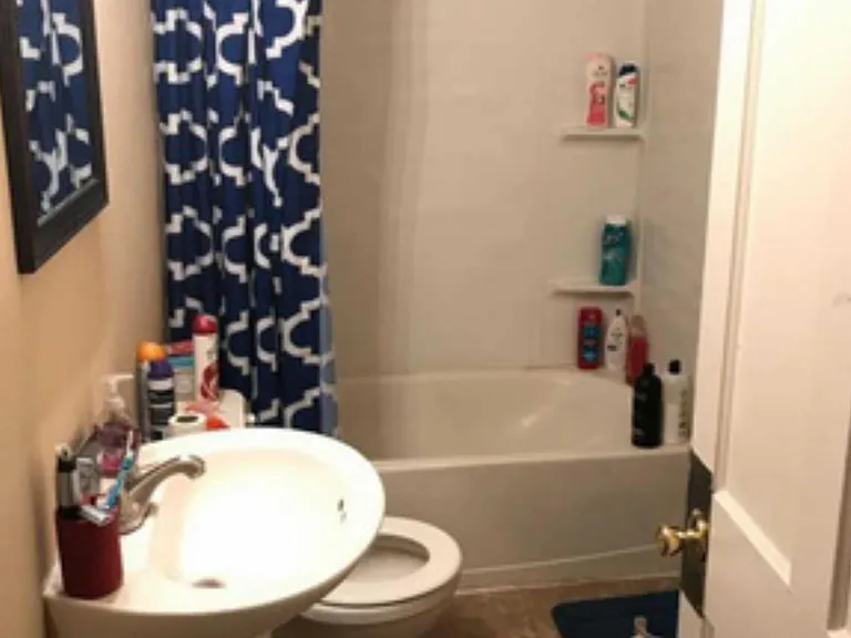 261 Broadview Dr — Photo 5