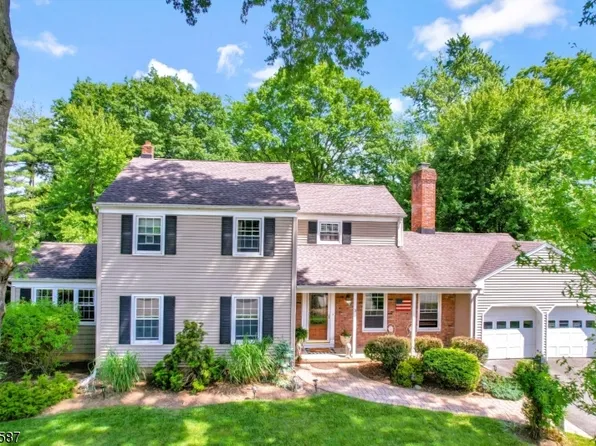 3 Biscay Dr, Parsippany-Troy Hills Twp., NJ 07054