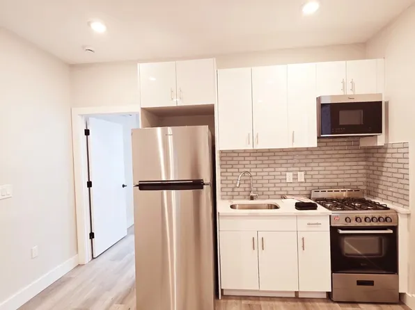 122 Neptune Avenue image 1 of 12