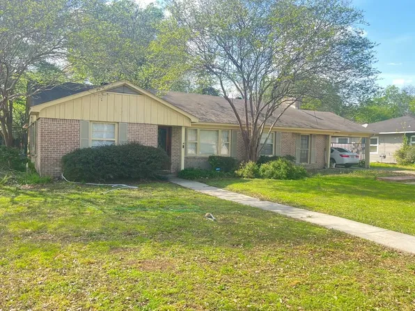 207 Linden Dr, Indianola, MS 38751