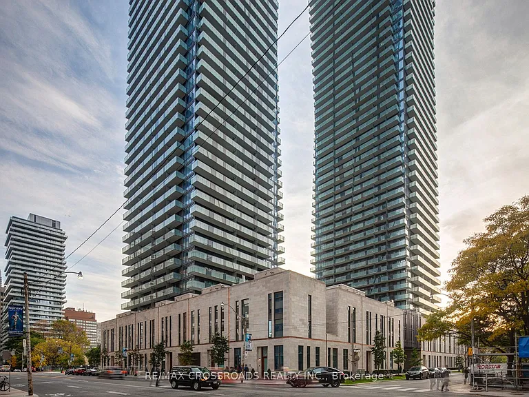 1080 Bay St #4509 — Photo 3
