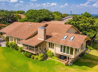 415 Circle Dr, Sunrise Beach, TX 78643