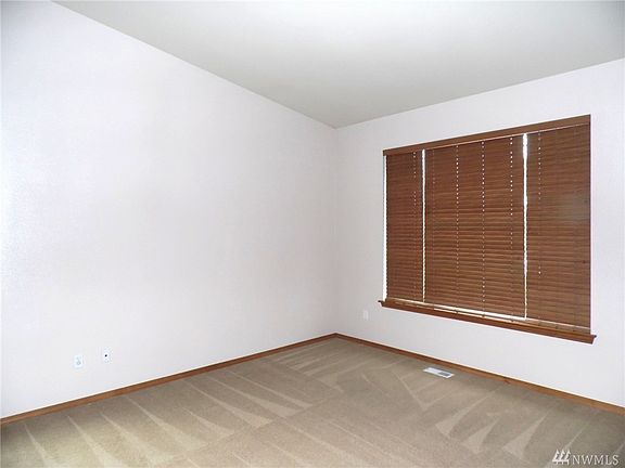 5th image of 9027 Thea Rose Ave SE