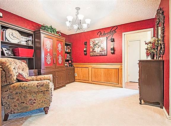 5th image of 6448 Alta Vista Dr