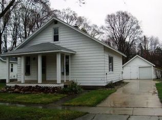 1614 Suncrist St, Midland, MI 48640