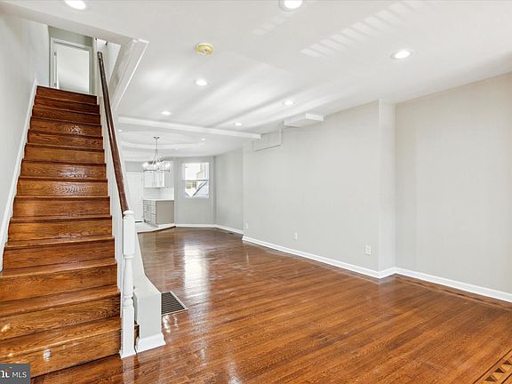 4th image of 1825 72nd Ave