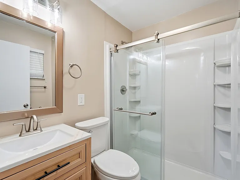3920 Pobst Dr — Photo 15