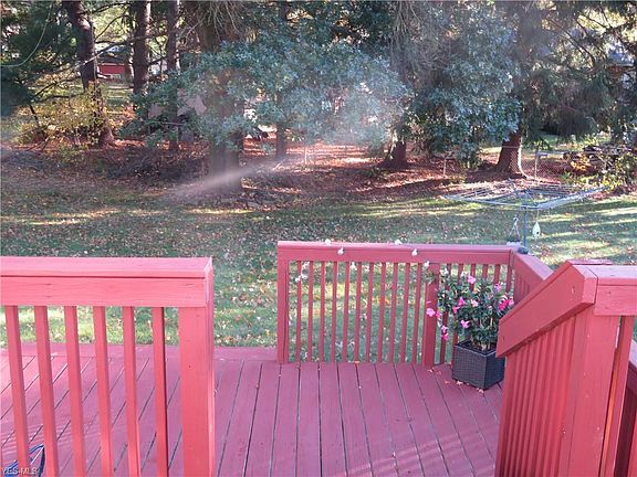 4th image of 1531 Sunset Ln