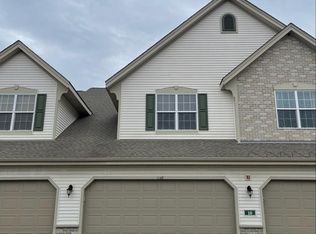 1138 Bedford Ct #101, Racine, WI 53406