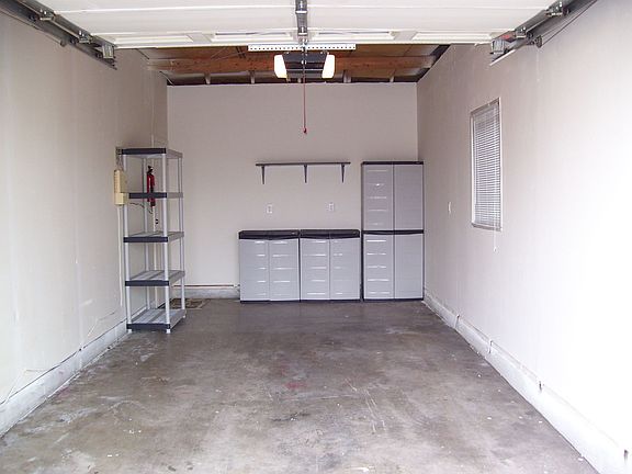 finished garage