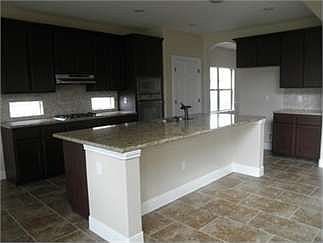 3rd image of 127 Guanajuato Dr