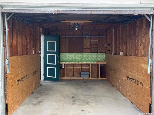 614 Main STREET, Esterhazy, SK S0A 0X0