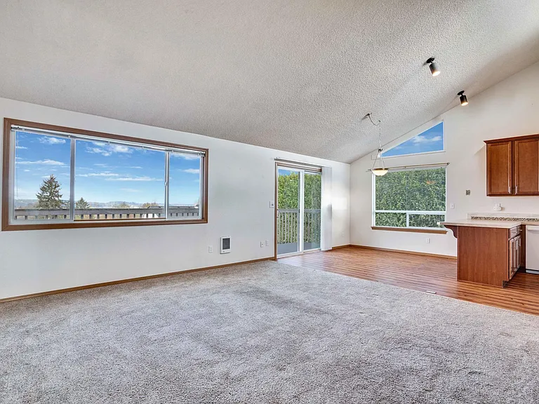 2224 Mountain View Ave W #1 — Photo 15