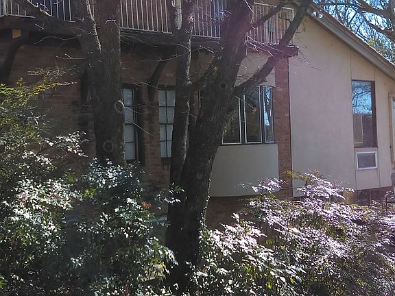 2nd image of 841 Chaparral Ct