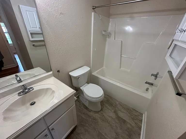 1290 Pyrtle Dr — Photo 7
