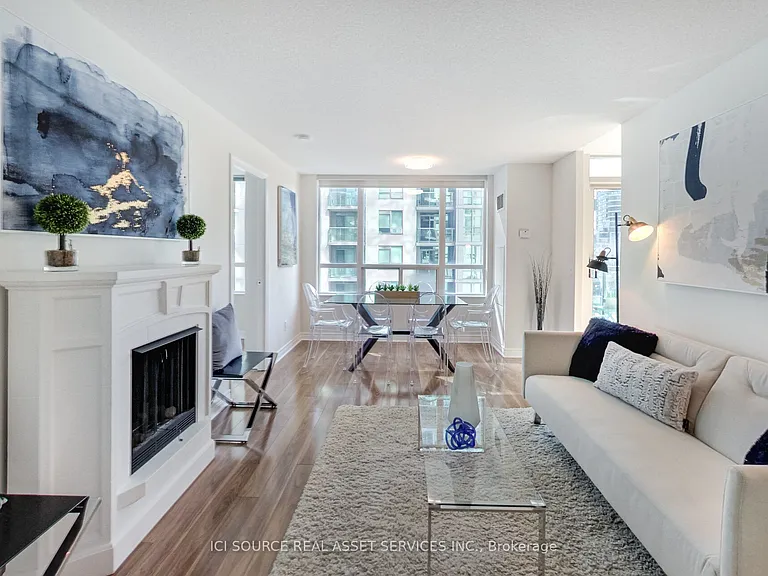 51 Lower Simcoe St #607 — Photo 12