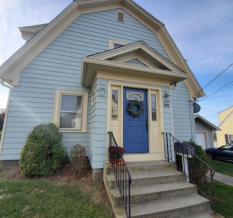 203 Hooper St, Tiverton, RI 02878 MLS 1329700 Zillow