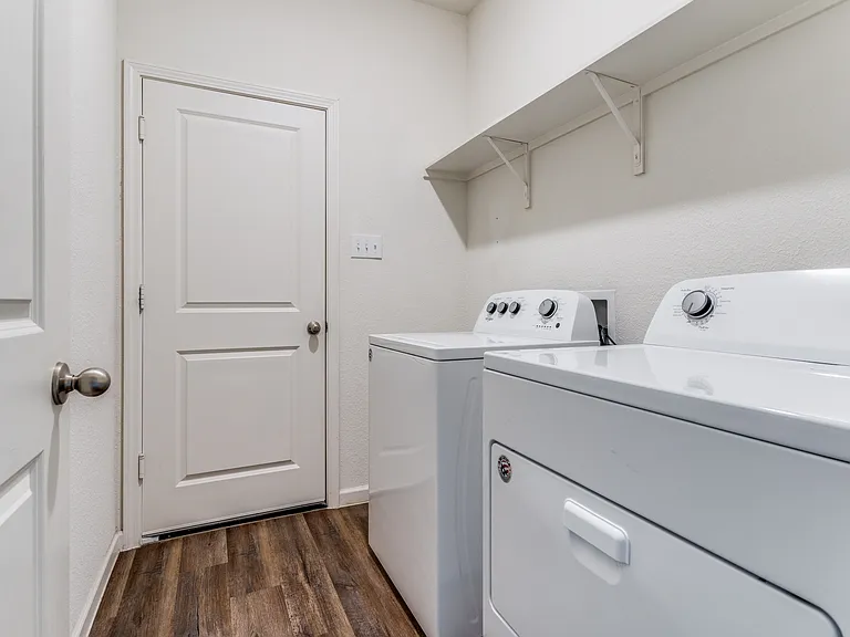 825 Cherry Blossom St — Photo 22