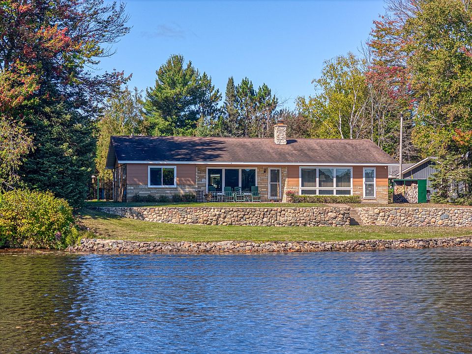 1st image of 1084 Vlach Rd