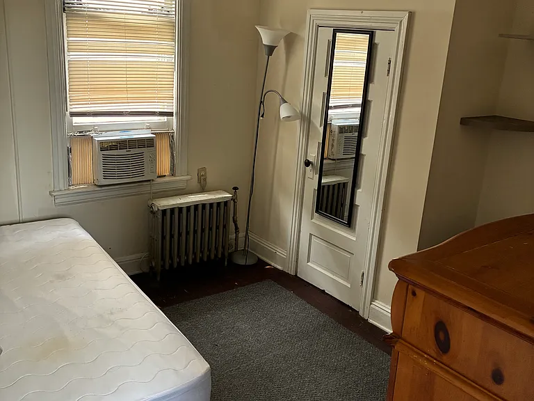 410 Polk St — Photo 10