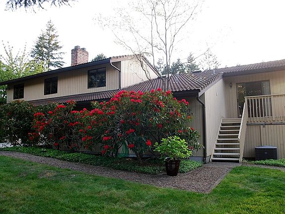 5th image of 3725 72nd Ave Ct W