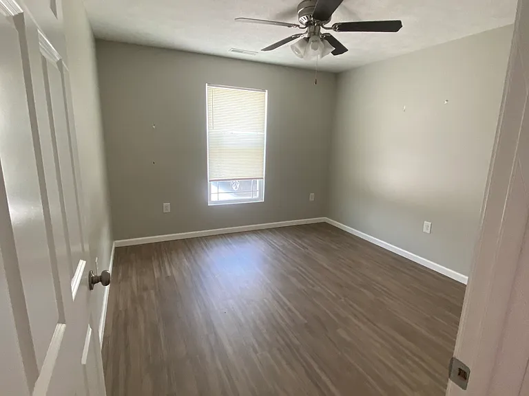 112 Campbell St #112 — Photo 4